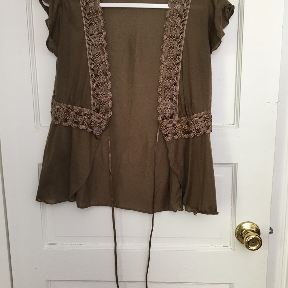 Vol. 1 Boho Ribbon Tie Lace Accent Shirt
